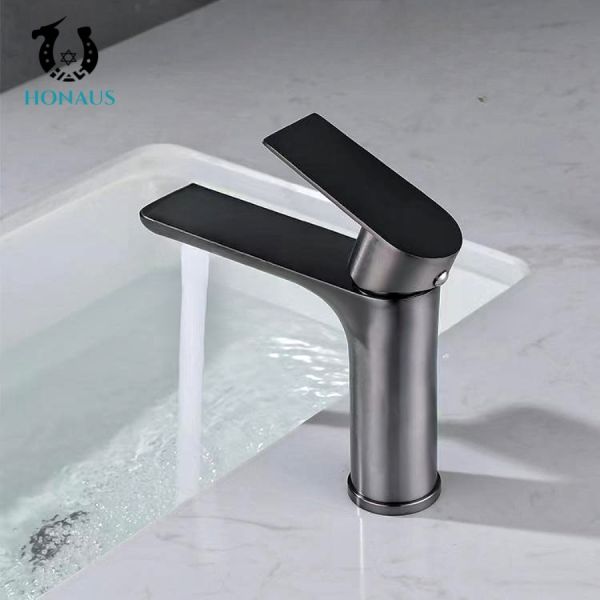 Premium Gray Hot Cold Wash Basin Faucet Single Handle Pressure Resistance
