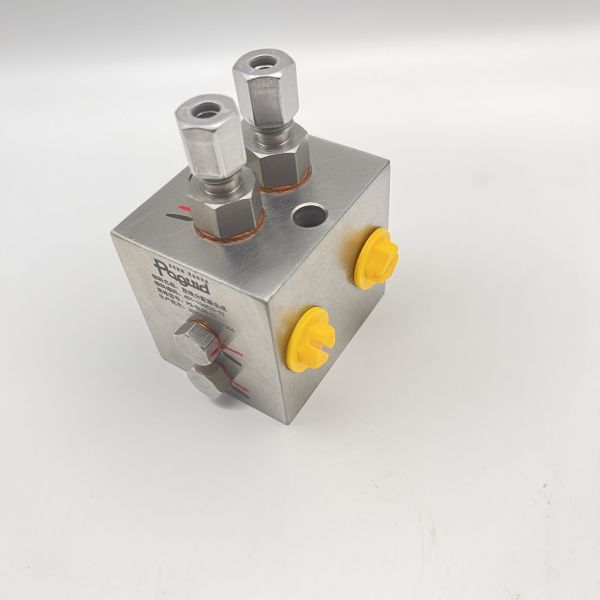 4RZ-0.3/M6D RZ двухпроводный распределитель (центр смазки) Гидравлический насос жира