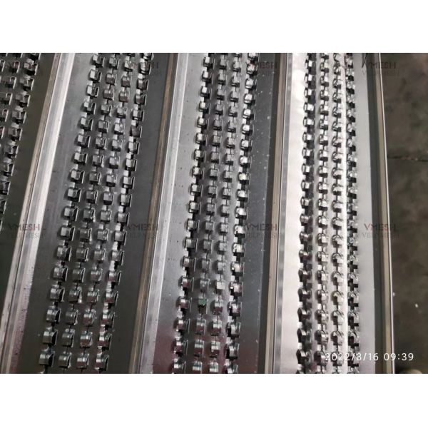 Anti-corrosion Construction Materials Galvanized Steel High Rib Lath Mesh