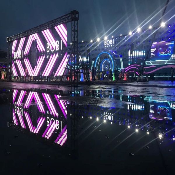 Waterproof Outdoor Transparent LED Display , P10.4 Anti Wind Rental LED Screens