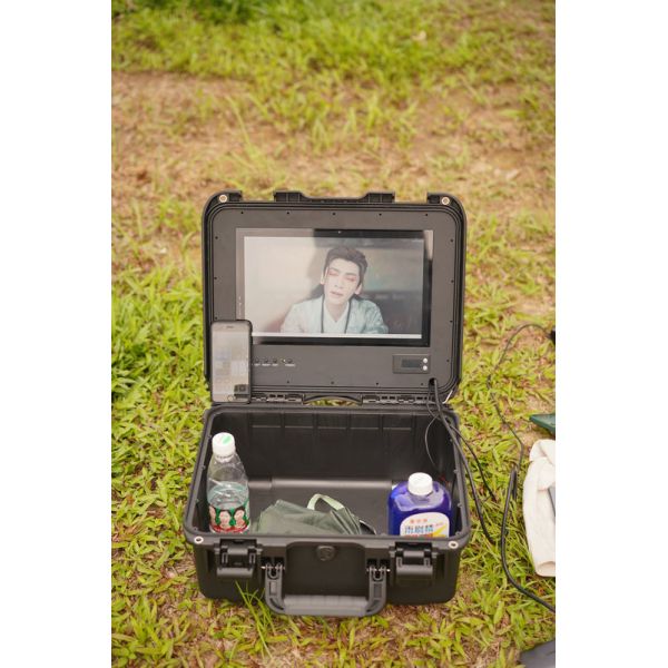 TXDISPLAY 7 Inch IP66 Waterproof Industrial Touch Screen Display with 1000nits Brightness for Outdoor Digital Signage