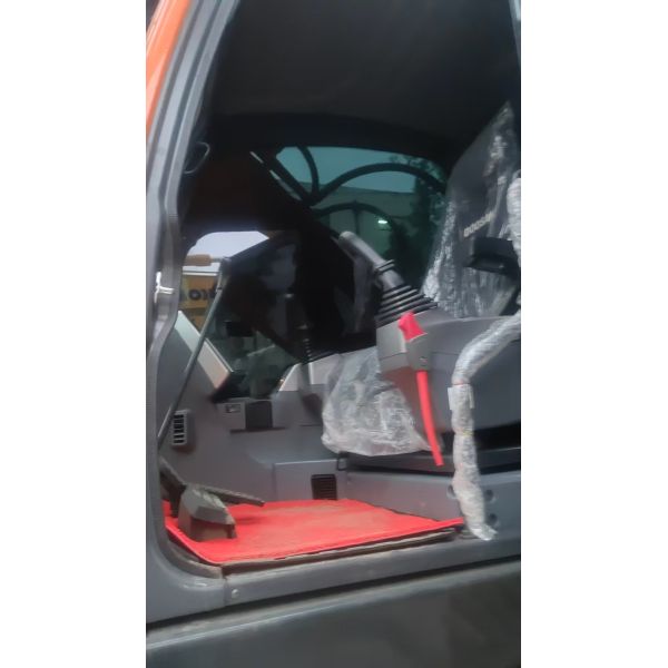 High Cost-Effective Used Doosan DX225LC Excavator 22000 kg for Earthwork and Stone Engineering