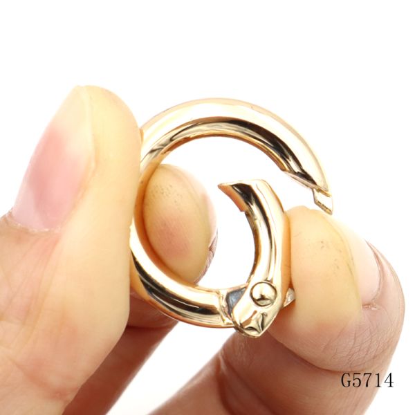 16MM Snap Gate Carabiner OEM ODM Metal Clip Ring For Bags Hardware