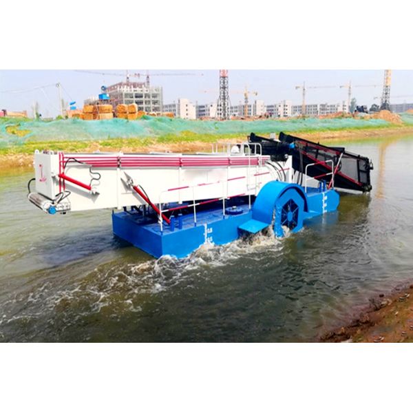 Desilting Amphibious Dredger 56kw with Hydraulic Control Self Propelled