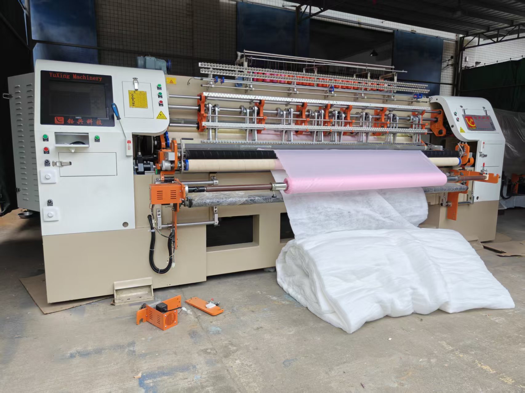 3 Needle Rows Quilting Machine for End Quilting