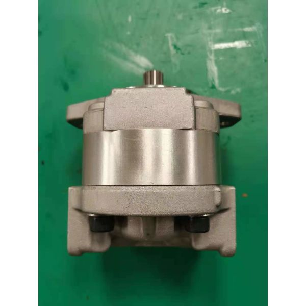 705-22-29000 SAR28 13T Motor Assy Komatsu Parts Bulldozers D455A 5.75kgs