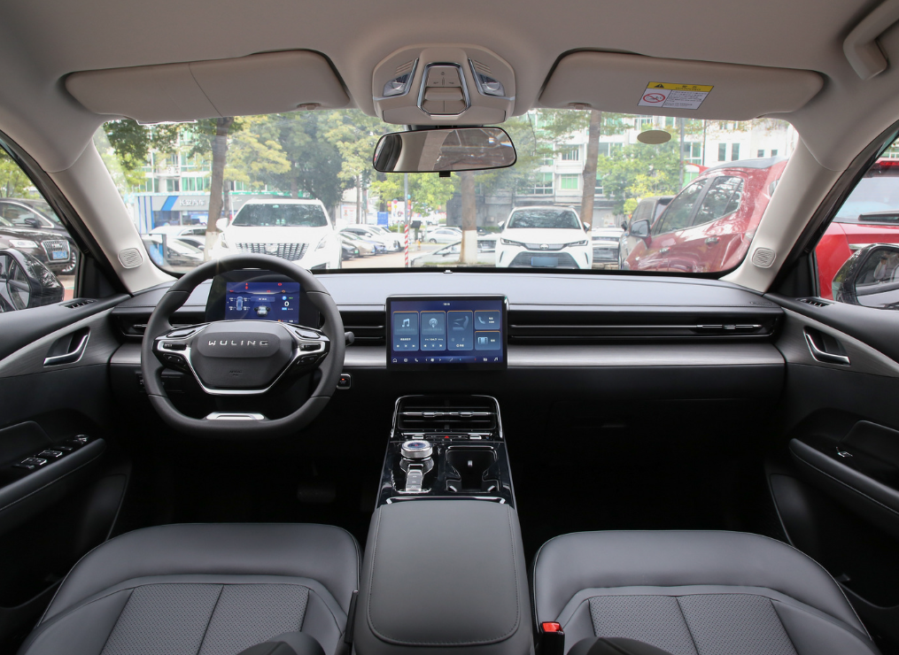 100% электромобиль Улинг Энергетические транспортные средства Чистый электрический электромобиль 2023 Подержанные автомобили