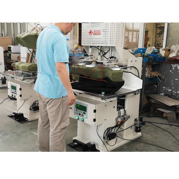 Машина прессы пара одежды ISO 9001 вертикальная для гладильной машины костюма оборудования дамы Куртки Костюма Одевать утюжа