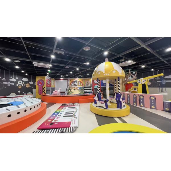 Customized Max Capacity Indoor Playground with Big Slides Other Soft Play Equipment
