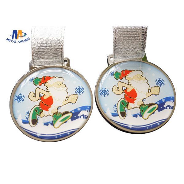 70*3MM Santa Claus Stock Medals For Christmas