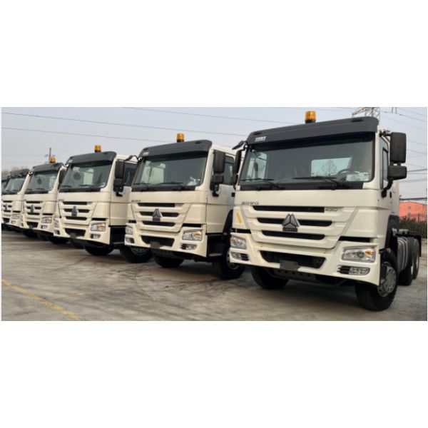 Используемый двигатель 430hp 12 Weichai модели привода цвета 6×4 дизельных тележек белый зацепляет стандартный трактор Howo кабины