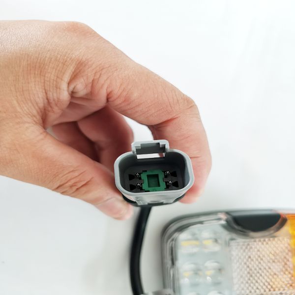 Yellow 24V Front Turn Signal Light For Konecranes Stacker