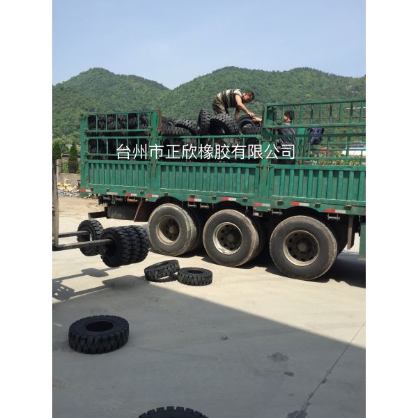 Factory Price 3.5t forklift truck tire 7.00-15, solid tire Steel ring China High Quality 10.00-20 Forklift Solid Tyre