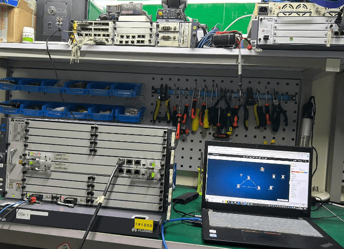 Cisco WS-C2960X-24PD-L 24-Port PoE+ Gigabit Switch