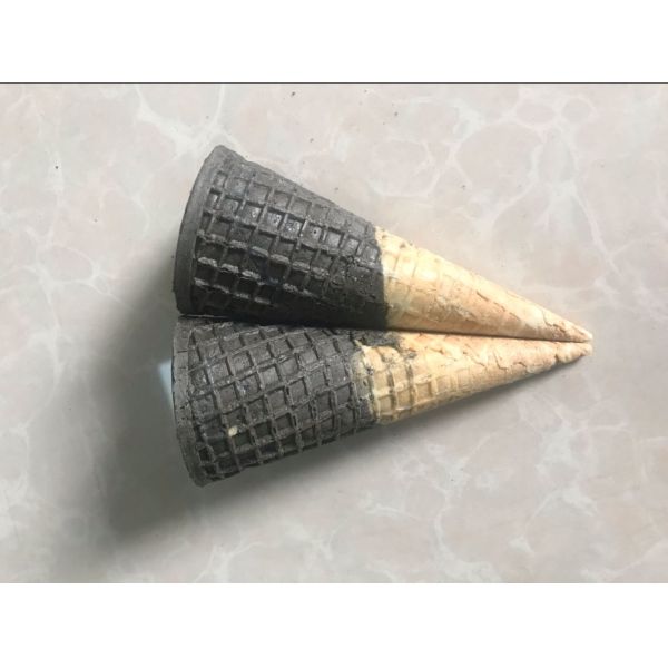 Different Shape Sugar Cone Baking Machine / Auto Ice Cream Cone Plant
