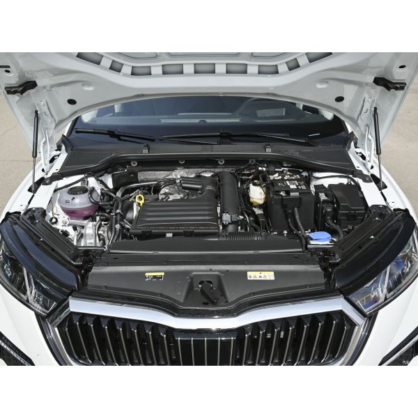 2024 Skoda Octavia Pro TSI280 1.5L Petrol Sedan Car with ESC and Normal Cruise Control