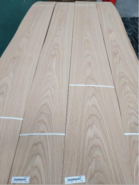American White Oak Natural Wood Veneer For Office Furniture Wooden Doors Panel