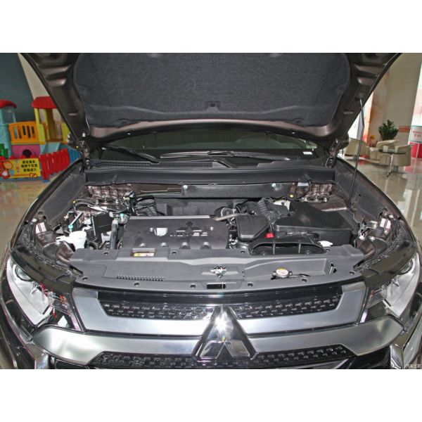 2021 Outlander Fwd SUV Drive Version Седан с дислокацией 1600-2500cc и горячие предложения