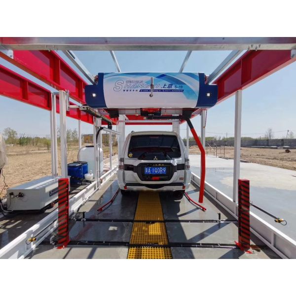 Auto 7000mm Touchless Car Wash Machine With 18.5kw Water Pump