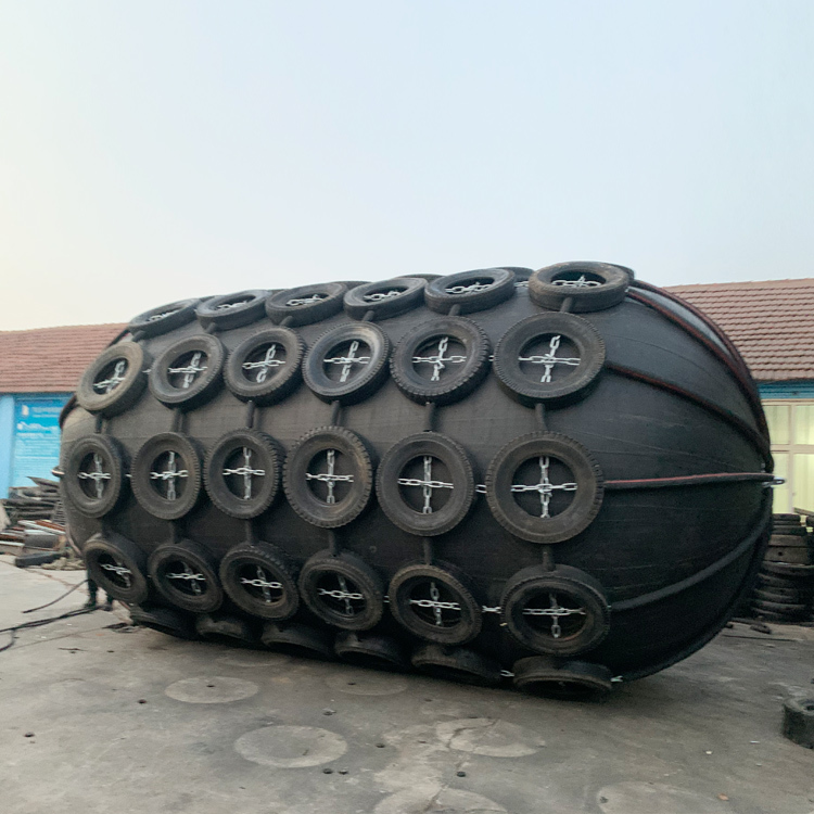 Factory Directly ZHH Brand Shandong Origin Pneumatic Natural Rubber Fender with Factory Price for Boat & Ship