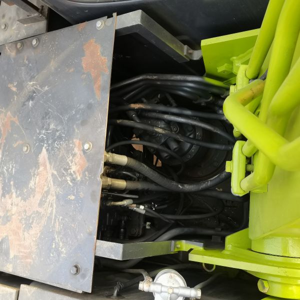 Excavateur d'occasion 2020 SUMITOMO sh120 Excavateur d'occasion Pompes hydrauliques originales