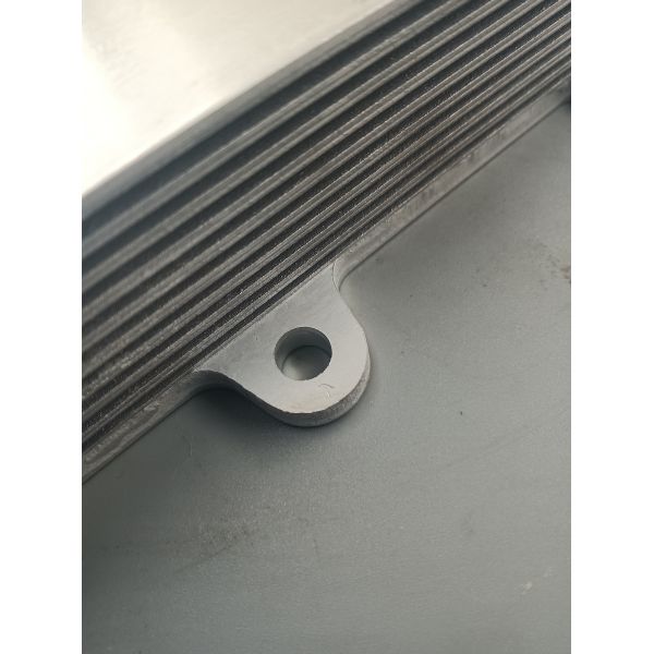 High quality oil cooler 070 117 021 D for Multivan Touareg 2.5
