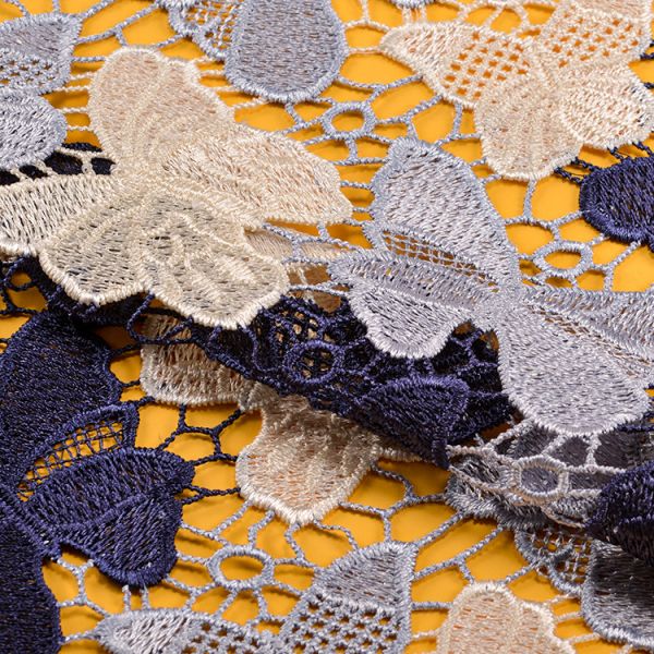 100% полиэстерная вышивка цветок и бабочка дизайн трикота французский кружевный ткань