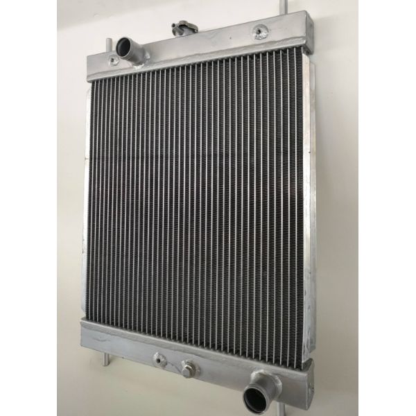 Le radiateur de haute qualité de l'excavatrice ZAX55 4611871 4467233 4487293
