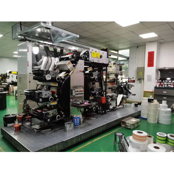 Выбитый европеец стикера логотипа металла сделанный для свечей вискиа вина водки душит