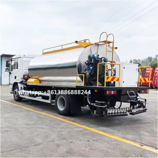 SHANCMAN L3000   4*2  Intelligent   6000 Liters  Road Distributor    Bitumen Spreader  Road Construction Machine