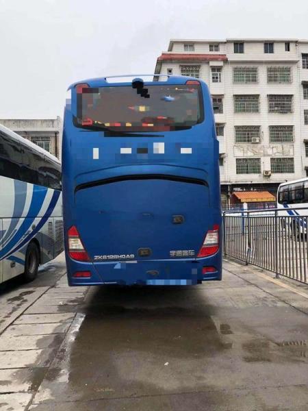 61 Seats Second Hand Tourist Bus 2014 Year With Diesel Strong Engine