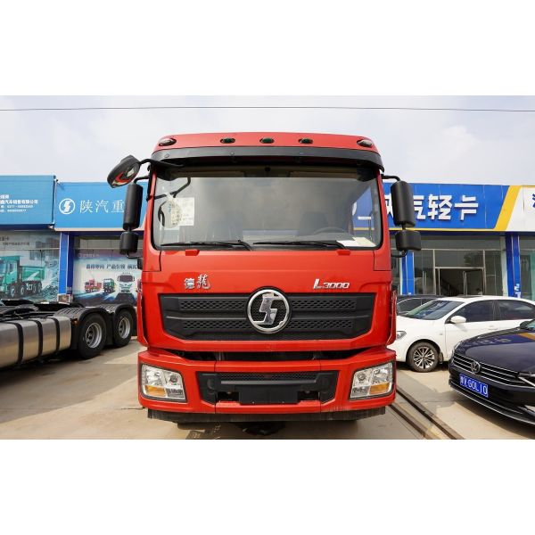 Левое рулевое управление Shacman L3000 Сухой фургон Боковые стенки Грузовой грузовик 6 колесный грузовик