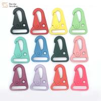 Curvatura do Webbing de Carabiner dos acessórios do metal, curvaturas instantâneas da porta da mola do gancho do olecrânio