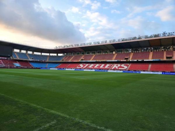 P6 P8 P10 Rental LED Indoor Outdoor Football Stadium LED Screen 1920Hz Refresh Rate