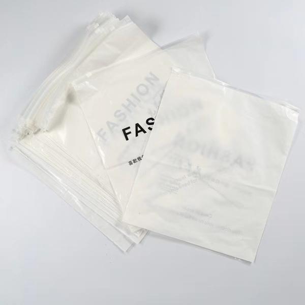 1-12 Colors Printing Matte Plastic Bags for Customized and Eco Friendly Clothing Packaging