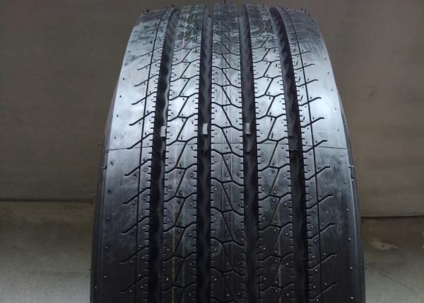 Cost Effective Highway Truck Tires 295/80R22.5 High Durability For Steer Axle