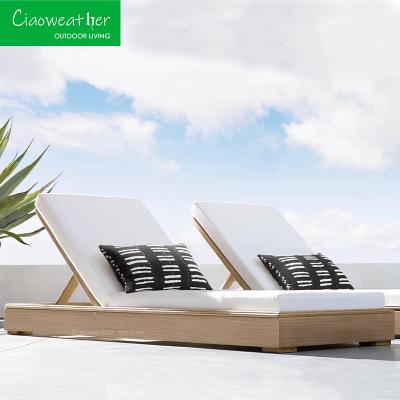 Modern Outdoor Furniture Beach Wood Sun Lounger Perfect for Hotel Patio Pool Chaise Lounge