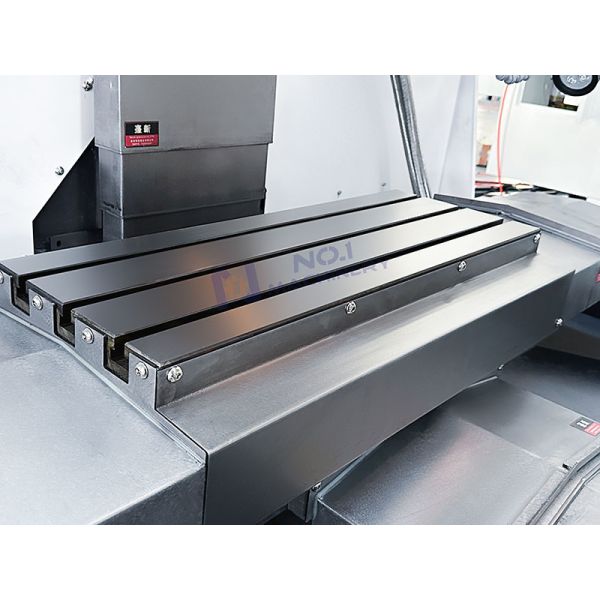 XK7130 High Speed Cnc Vertical Milling Machine GSK Control System Cnc Machining for Metal