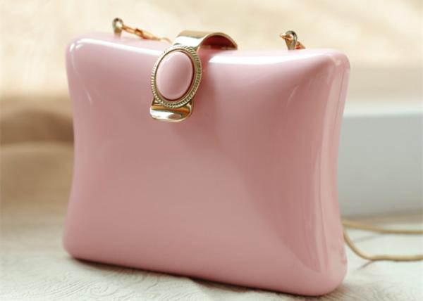 Elegant Shell Shape Ladies Red Clutch Bag Camber Acrylic Clutch Handbags