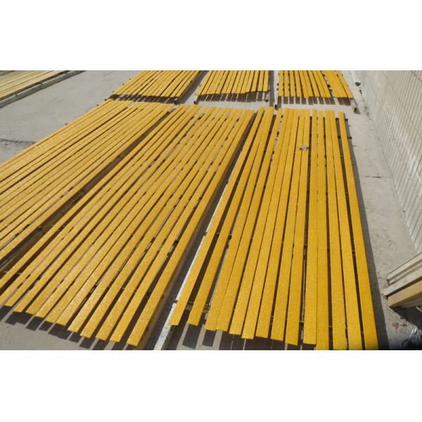 Cutting Processing Service 50mm 90mm 100mm Wide Antislip FRP Fiberglass Decking Strip