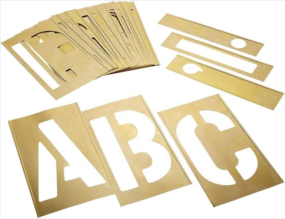 O costume de bloqueio de bronze do estêncil da letra e do número deu forma