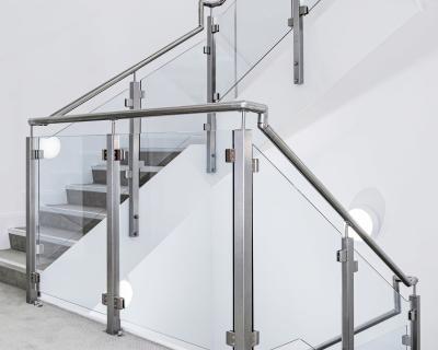 High Durability Metal And Glass Banister SS Railing With Glass Mirror Polished