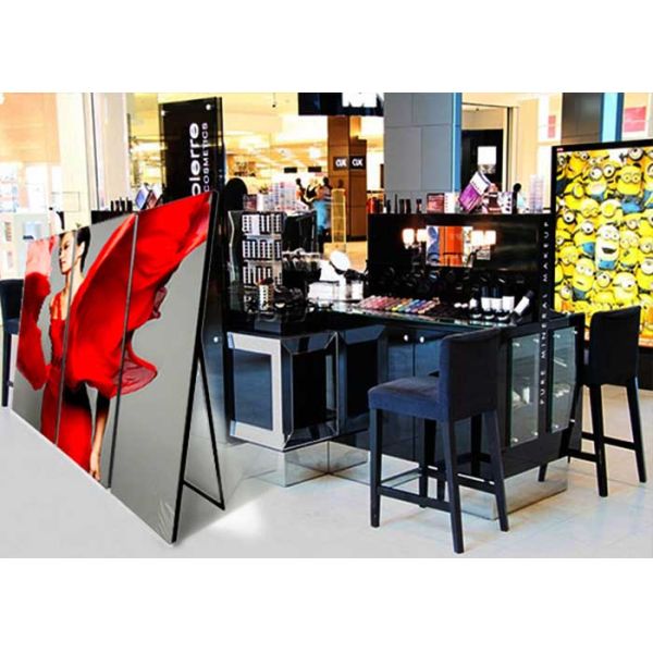 Free Standing Indoor LED Poster Portable Wide Viewing Angle Mirror Screen IP40