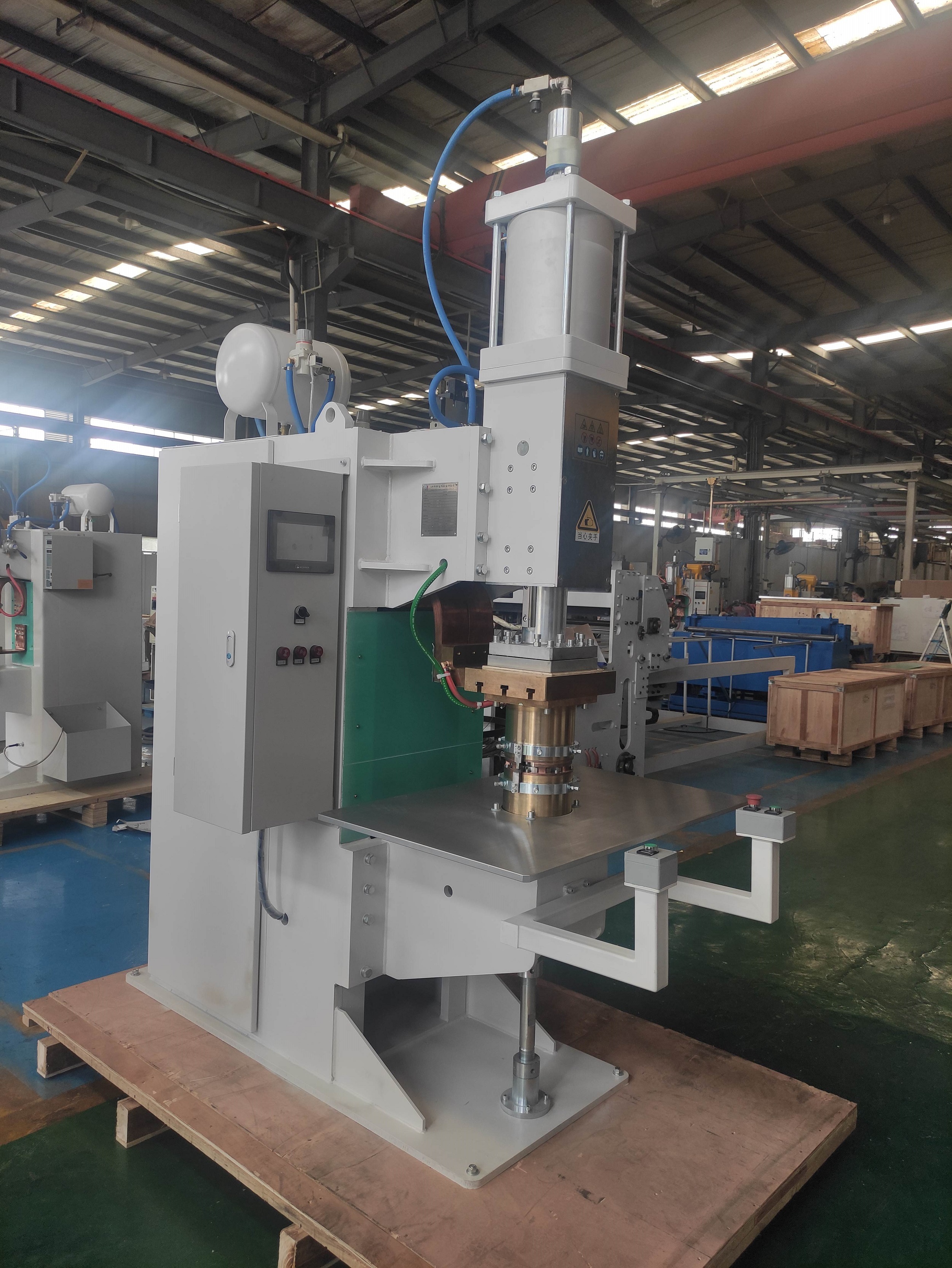 Steel Automotive Industrial Single Phase Pneumatic Spot Multi Point Resistance Point Fuel Tank Production Line Welding Machine