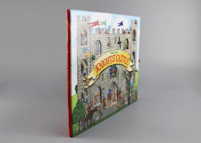 O revestimento lustroso estala acima livros para crianças, história feericamente elaborada estala registra acima