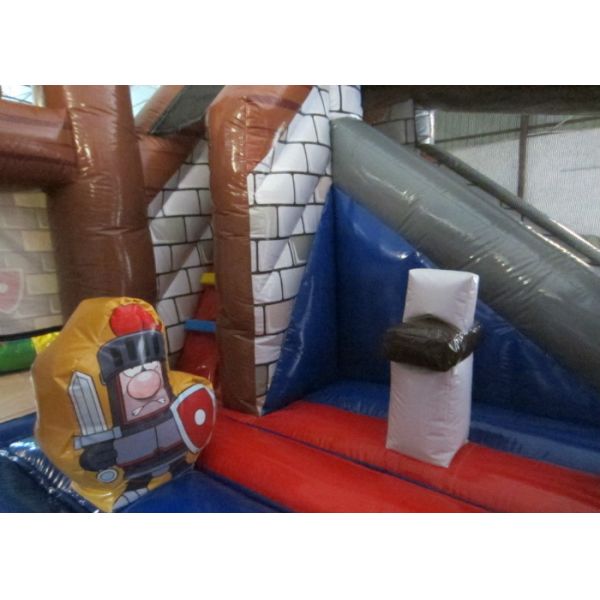 Предохранители рокируют башню раздувного комбинированного имперского замка телохранителя раздувного комбинированного раздувную комбинированную