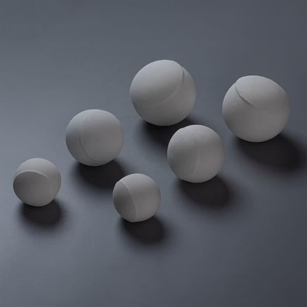 95% Alumina Content Inert Alumina Balls Hardness 9 White For Industrial