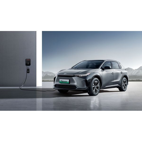 TOYOTA BZ4X SUV Electric Cars Medium High Speed 160km/H FWD Vehicle 18 Inches