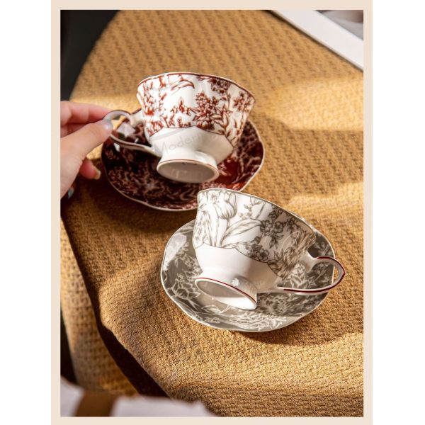 Fiesta de lujo elegante porcelana roja cerámica taza de café con platillo 6.7 oz