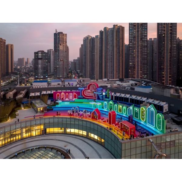 Rainbow-Themed Interactive Stainless Steel Sculpture - Customized Urban Art Installation for Public Spaces